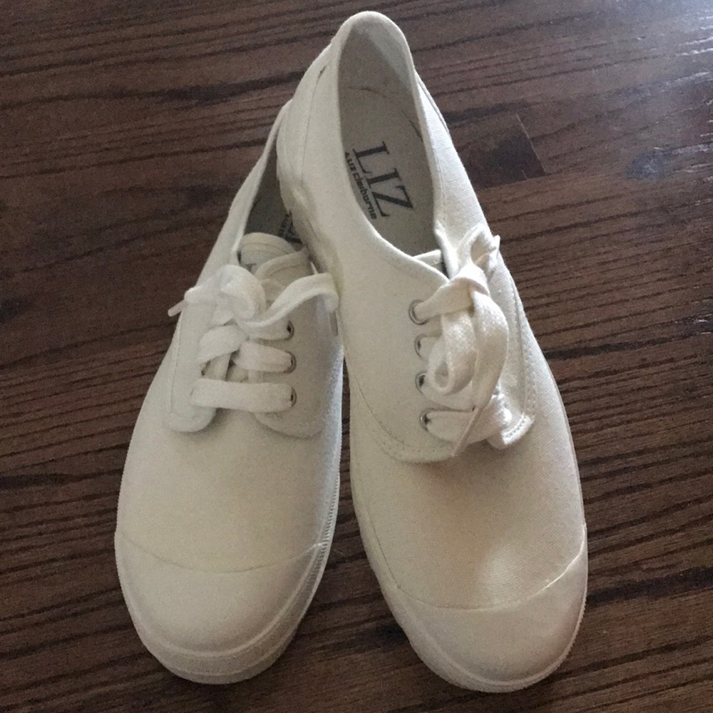 Liz Clarborne White canvas shoes.